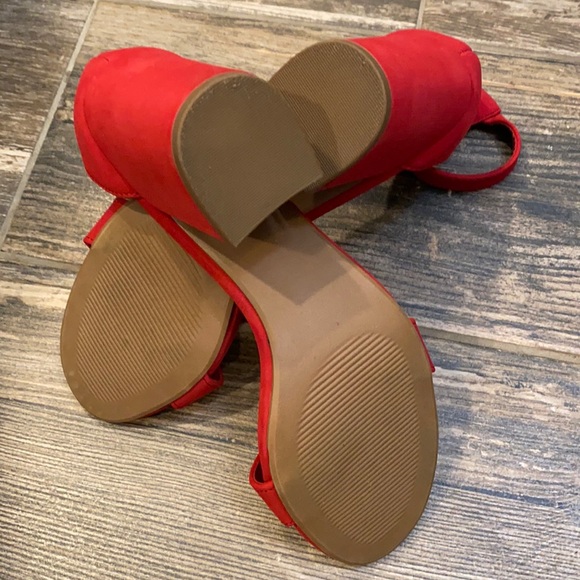 Soda Sz 9 Pretty Red Formal High Heel Shoes - Picture 5 of 8